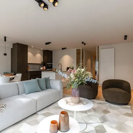 Huswell - Delux Renovated In The Heart Of Apartment Knokke-Heist
