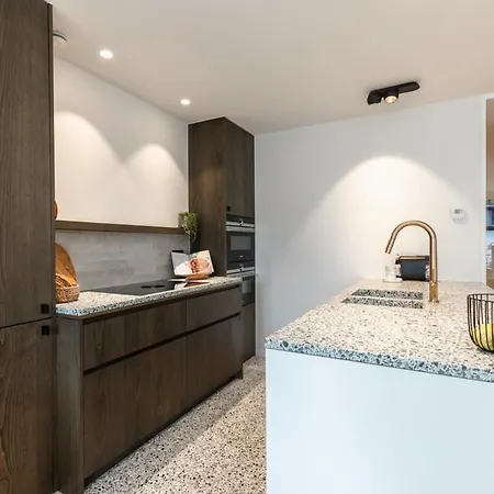 Huswell - Delux Renovated In The Heart Of Knokke-Heist